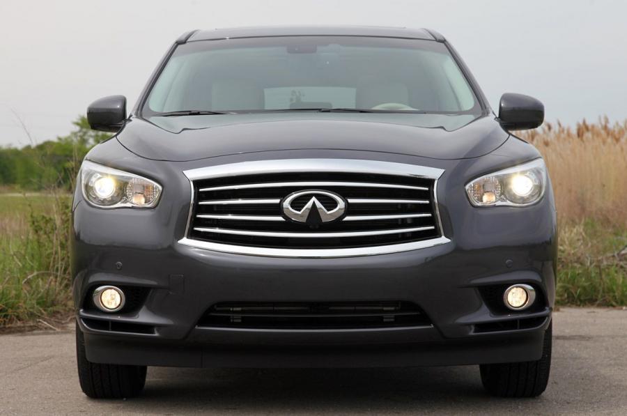  Infiniti JX35 2013 года  (фото 32 из 95)
